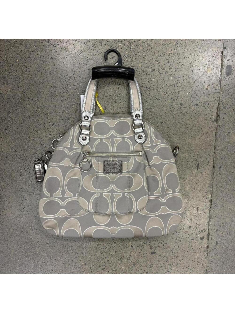Coach Signature Sail and Greg chrome silver - Picture 1 of 3